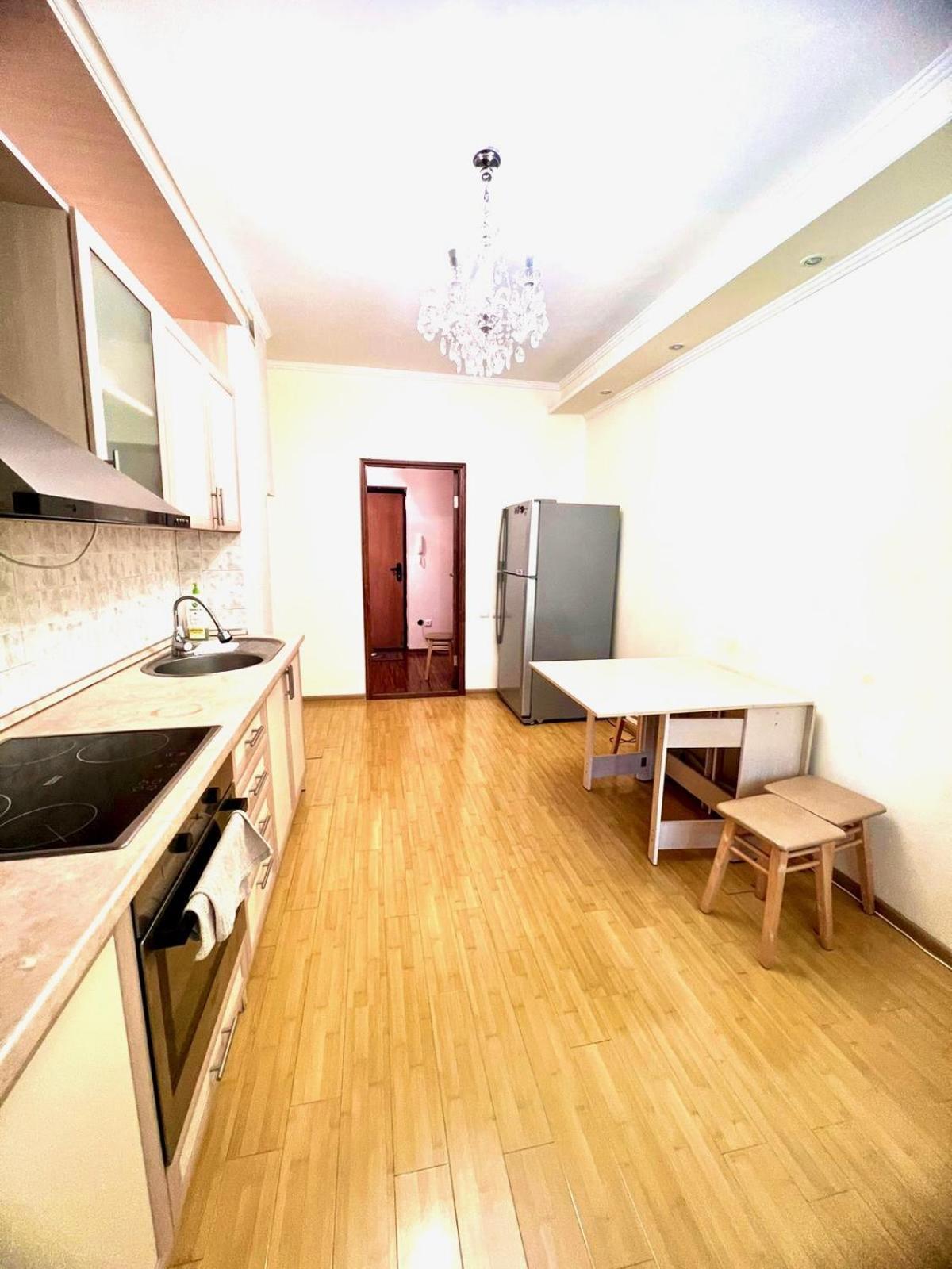 7 Очень Теплая Возле Байтерека Квартира Для 1-4 Человек Astaná Exterior foto